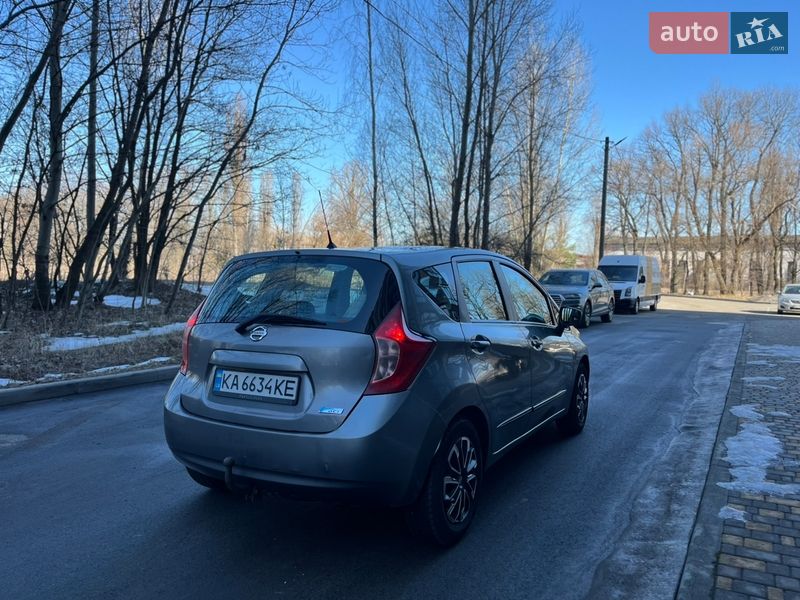 Хэтчбек Nissan Note 2013 в Чернигове