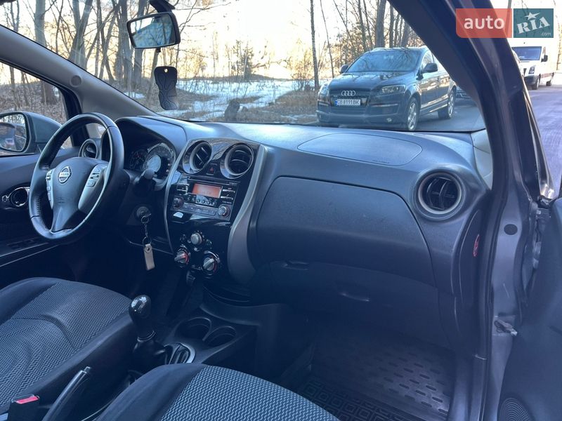 Хэтчбек Nissan Note 2013 в Чернигове