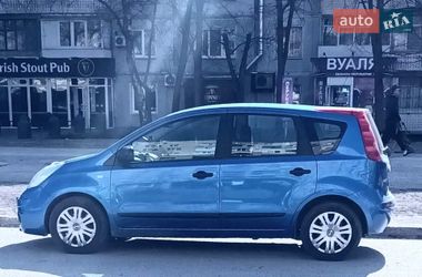Хэтчбек Nissan Note 2007 в Запорожье