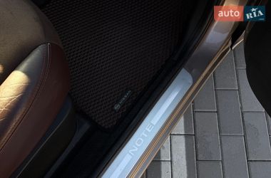 Хэтчбек Nissan Note 2008 в Ровно