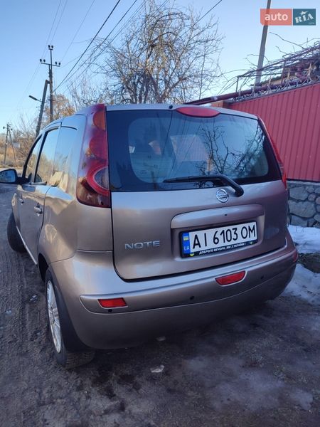 Хэтчбек Nissan Note 2013 в Фастове