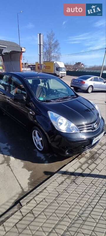 Хетчбек Nissan Note 2011 в Бердичеві
