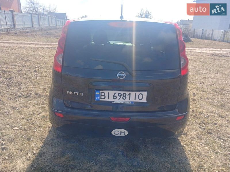 Хетчбек Nissan Note 2008 в Полтаві