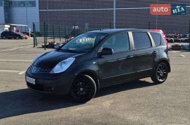 Хэтчбек Nissan Note 2006 в Киеве