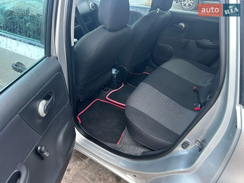 Хетчбек Nissan Note 2009 в Житомирі