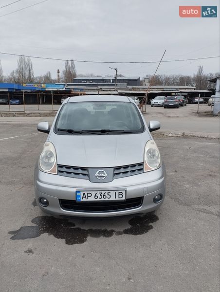 Хэтчбек Nissan Note 2008 в Запорожье