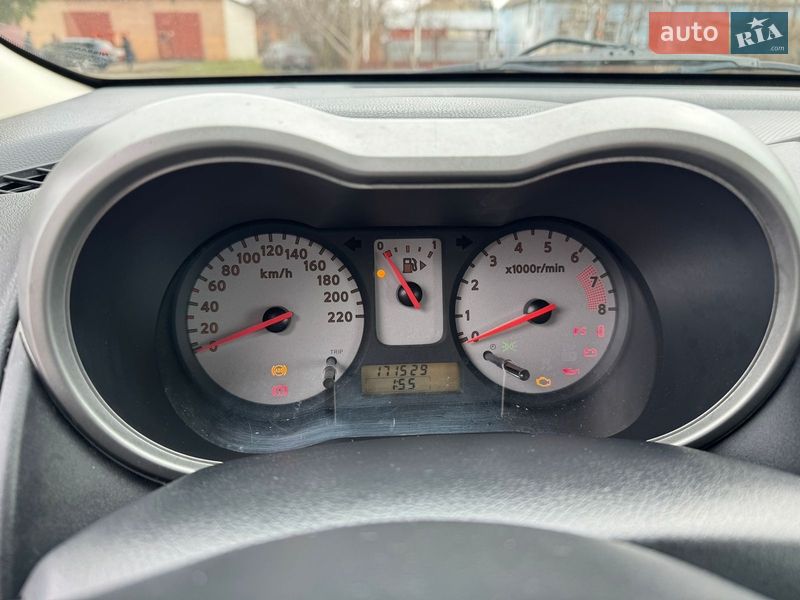 Хэтчбек Nissan Note 2008 в Умани