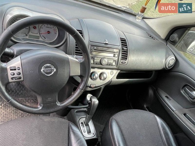 Хэтчбек Nissan Note 2008 в Киеве