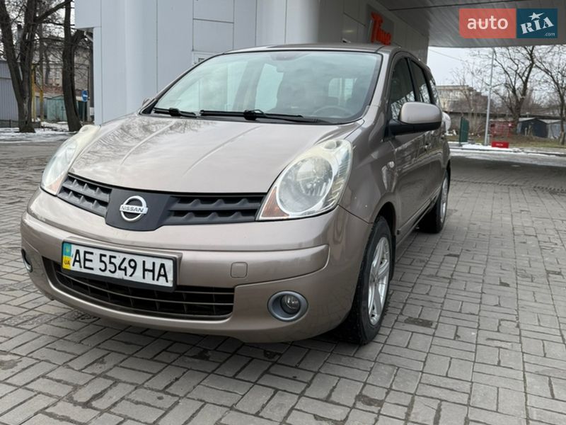 Хетчбек Nissan Note 2008 в Дніпрі