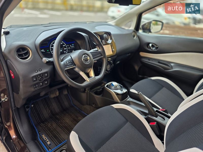 Хетчбек Nissan Note 2016 в Одесі