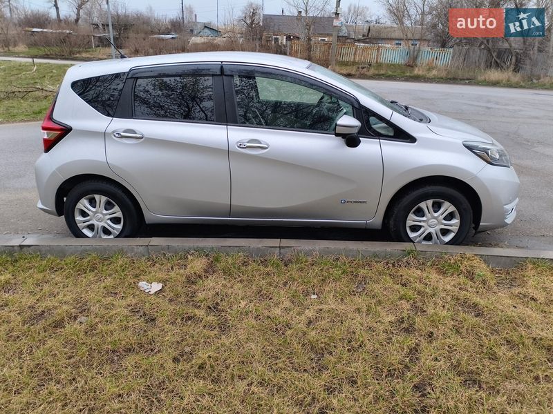 Хэтчбек Nissan Note 2020 в Киеве