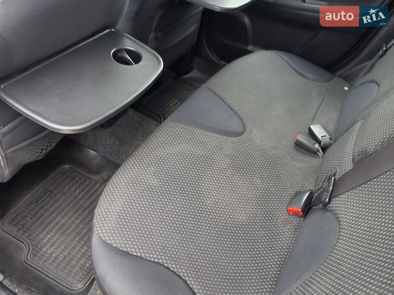 Хетчбек Nissan Note 2007 в Черкасах фото 11 Хетчбек Nissan Note 2007 в Черкасах