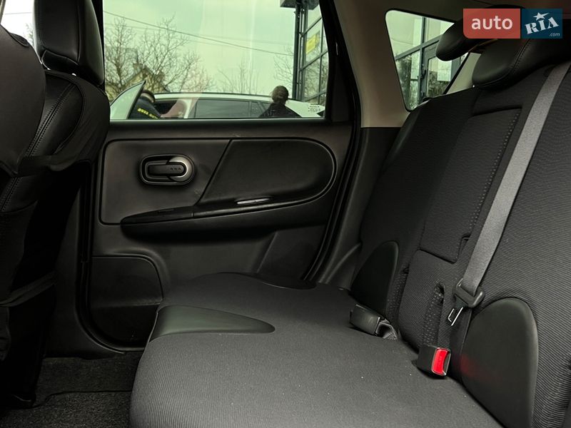 Хэтчбек Nissan Note 2013 в Ивано-Франковске