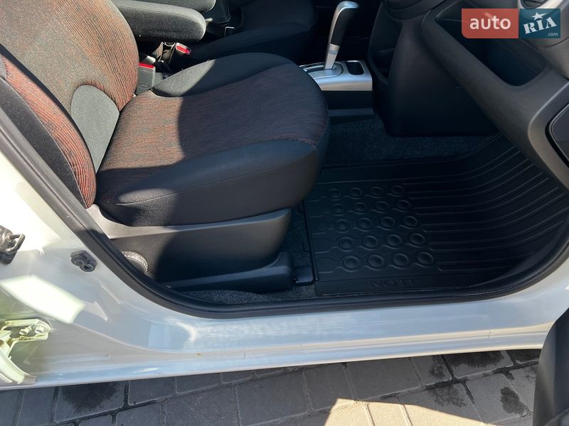 Хэтчбек Nissan Note 2010 в Днепре