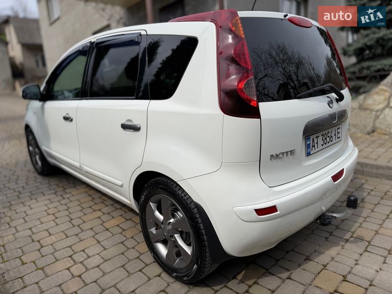 Хетчбек Nissan Note 2011 в Хмельницькому