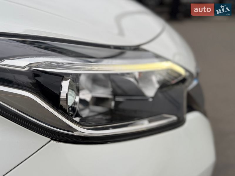 Хэтчбек Nissan Note 2019 в Киеве фото 17 Хэтчбек Nissan Note 2019 в Киеве