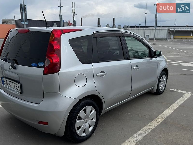Хетчбек Nissan Note 2012 в Києві