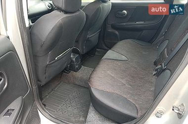 Хетчбек Nissan Note 2010 в Шептицькому