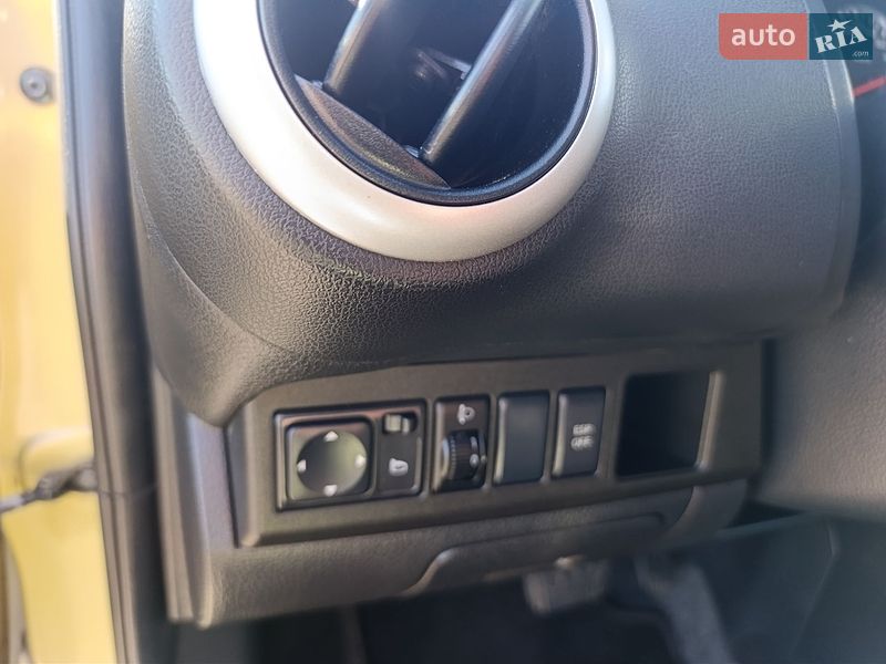 Хетчбек Nissan Note 2010 в Києві