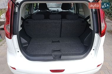 Хэтчбек Nissan Note 2011 в Ровно