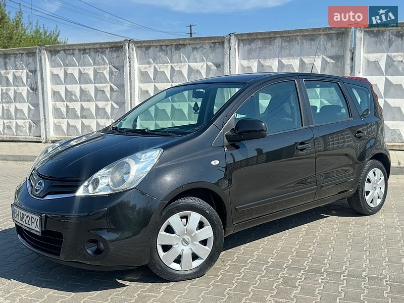 Хэтчбек Nissan Note 2009 в Хмельницком