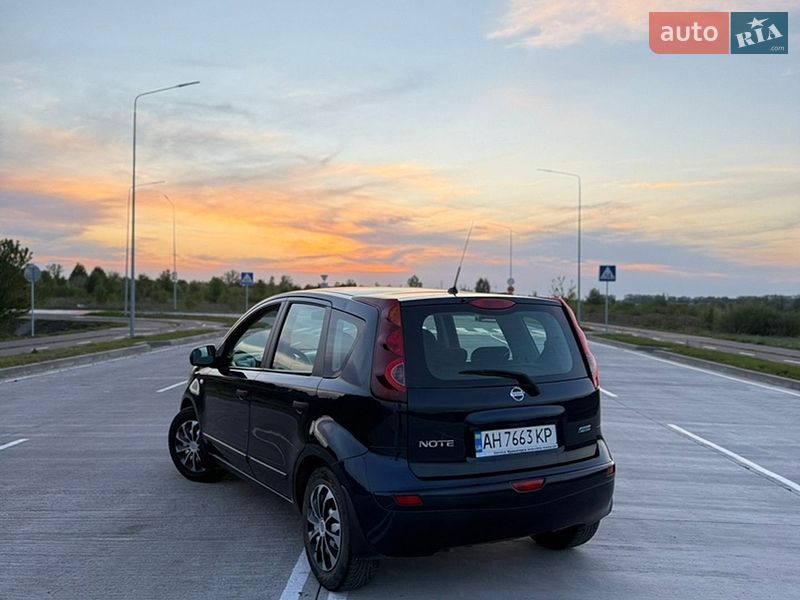 Хэтчбек Nissan Note 2011 в Виннице