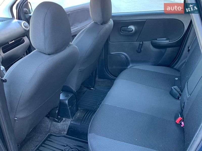 Хэтчбек Nissan Note 2011 в Виннице
