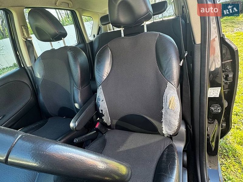 Хетчбек Nissan Note 2008 в Житомирі