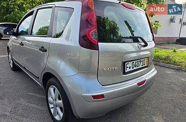 Хэтчбек Nissan Note 2011 в Киеве