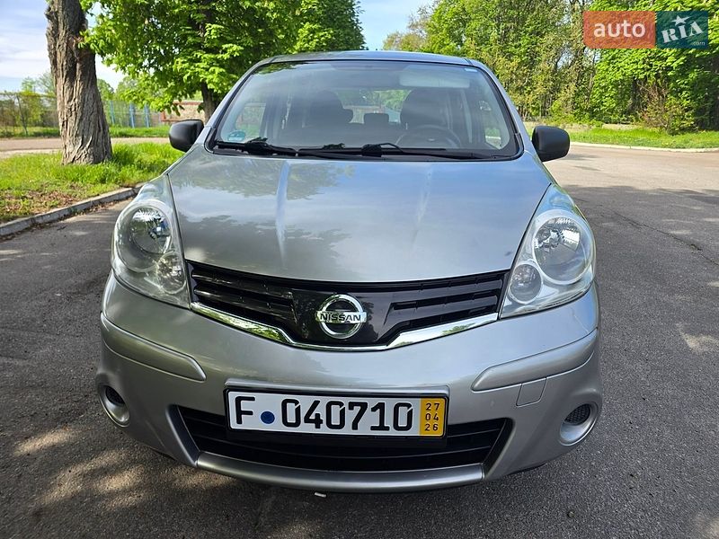 Хэтчбек Nissan Note 2011 в Киеве
