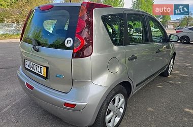 Хэтчбек Nissan Note 2011 в Киеве