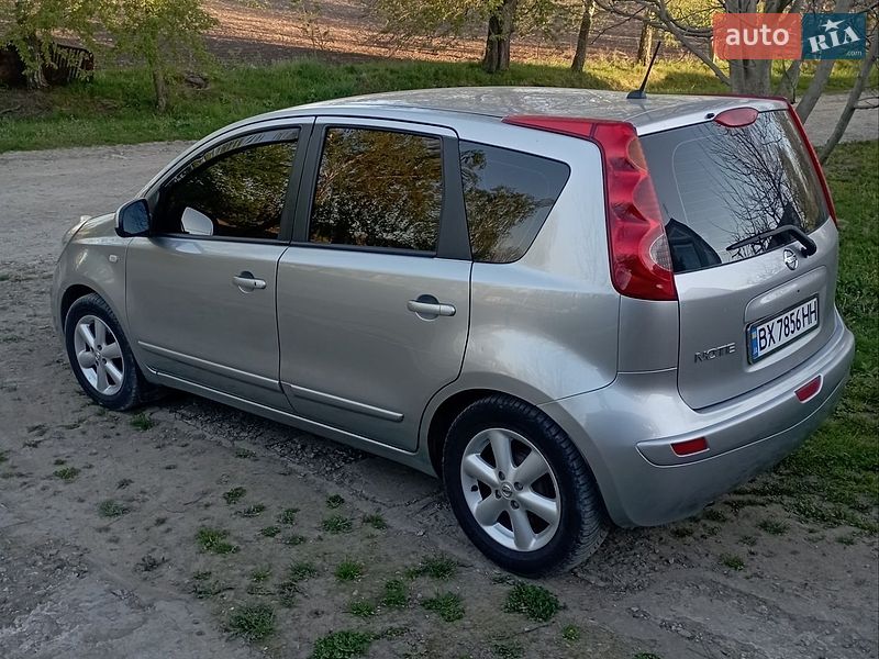 Хэтчбек Nissan Note 2007 в Хмельницком
