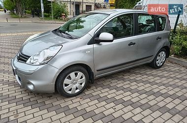 Хетчбек Nissan Note 2011 в Києві фото 3 Хетчбек Nissan Note 2011 в Києві
