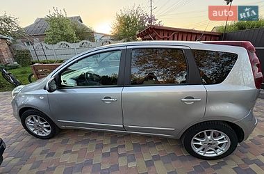 Хэтчбек Nissan Note 2009 в Ракитном