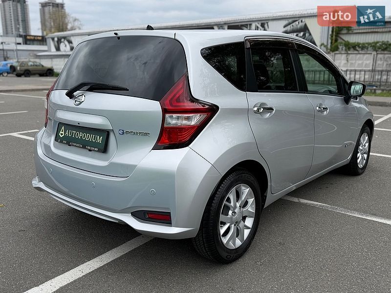 Хэтчбек Nissan Note 2016 в Киеве