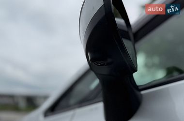 Хэтчбек Nissan Note 2016 в Киеве