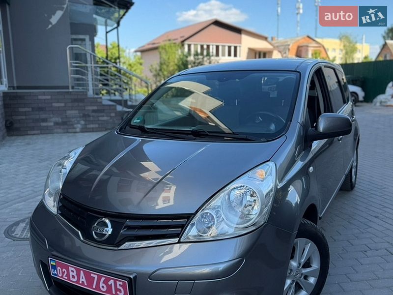 Хэтчбек Nissan Note 2011 в Виннице