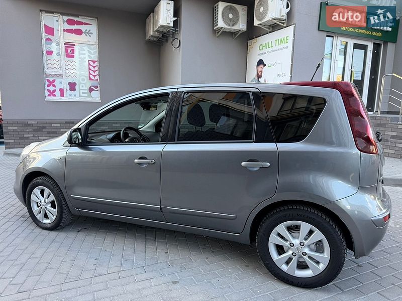 Хэтчбек Nissan Note 2011 в Виннице