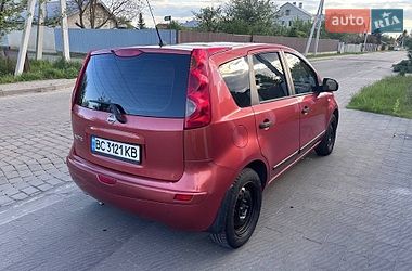 Хэтчбек Nissan Note 2008 в Львове