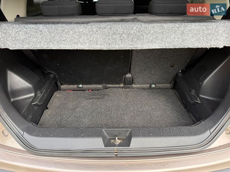 Хетчбек Nissan Note 2006 в Харкові