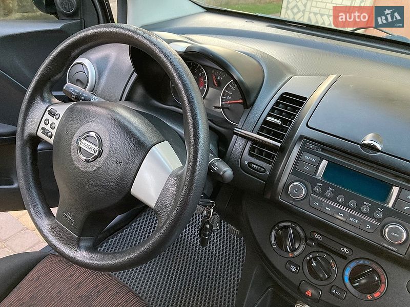 Хетчбек Nissan Note 2011 в Києві