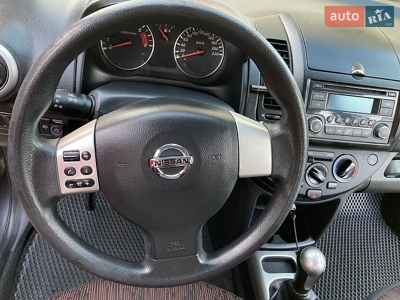 Хетчбек Nissan Note 2011 в Києві