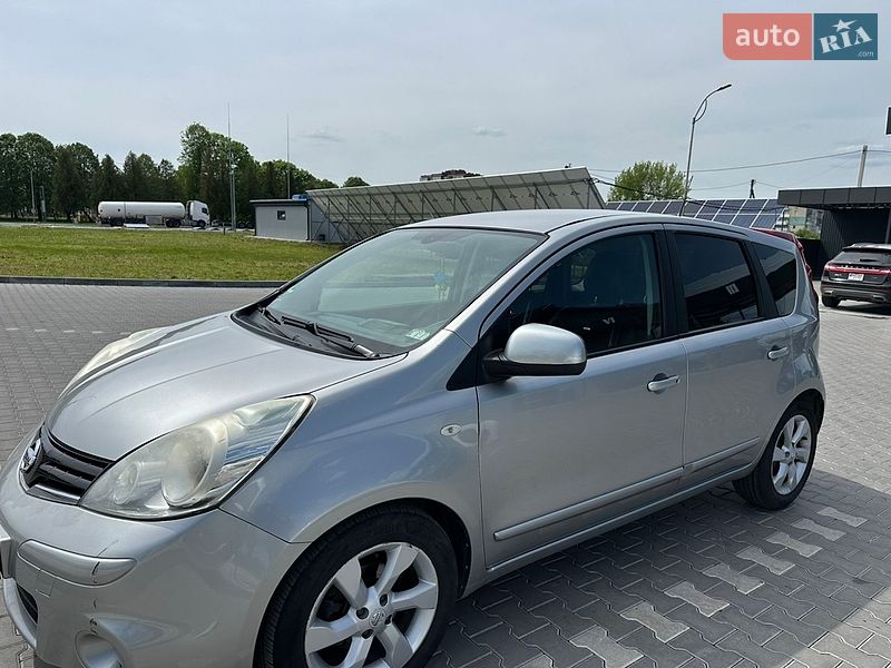 Хетчбек Nissan Note 2009 в Володимирі