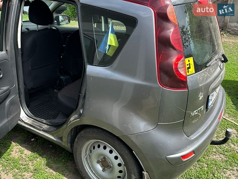Хэтчбек Nissan Note 2010 в Хмельницком
