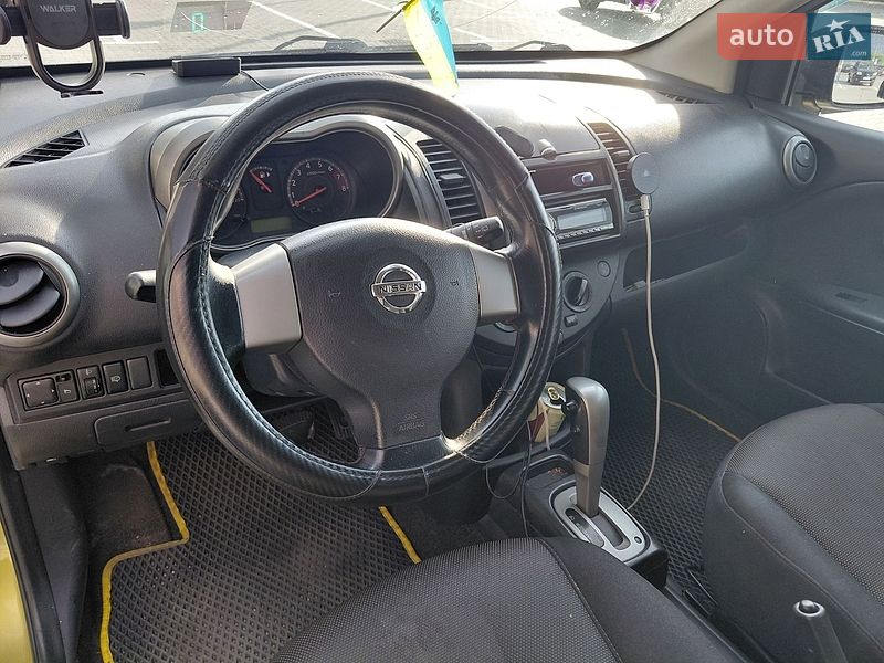 Хэтчбек Nissan Note 2006 в Ирпене