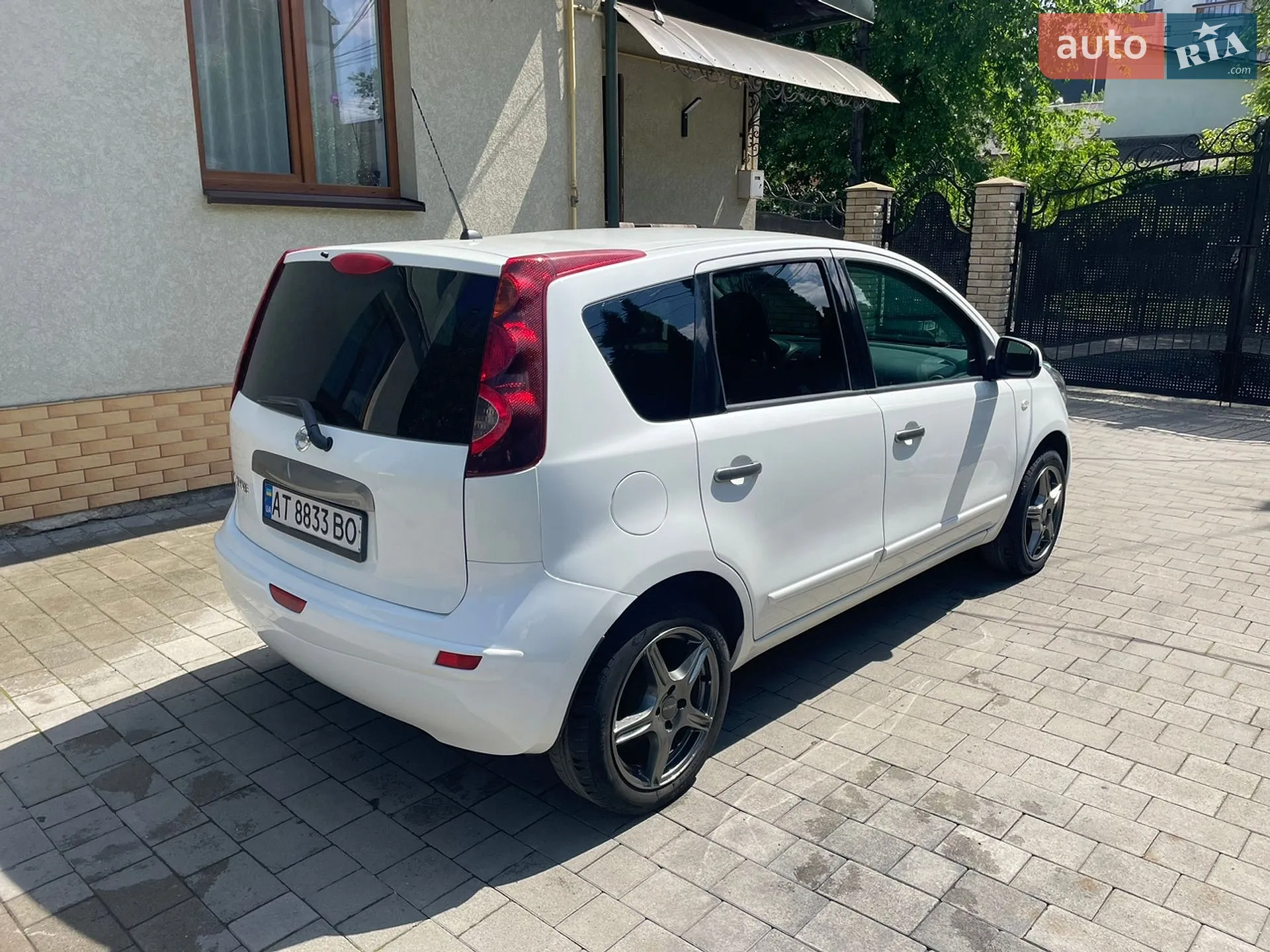 2011 Nissan Note - мініатюра 5