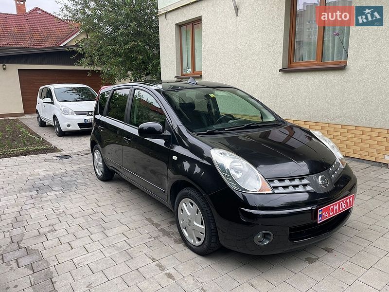 Хэтчбек Nissan Note 2006 в Ивано-Франковске