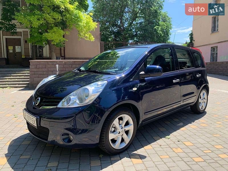 2011 Nissan Note, VIN SJNFCAE11U2121810:plate — фото 1 (autoria)