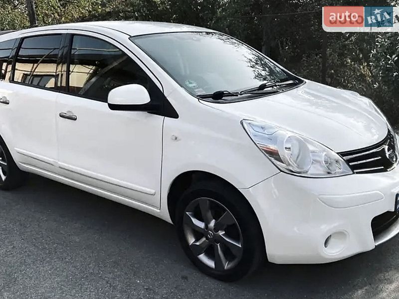 2010 Nissan Note, VIN SJNFAAE11U2096419:plate — фото 1 (autoria)
