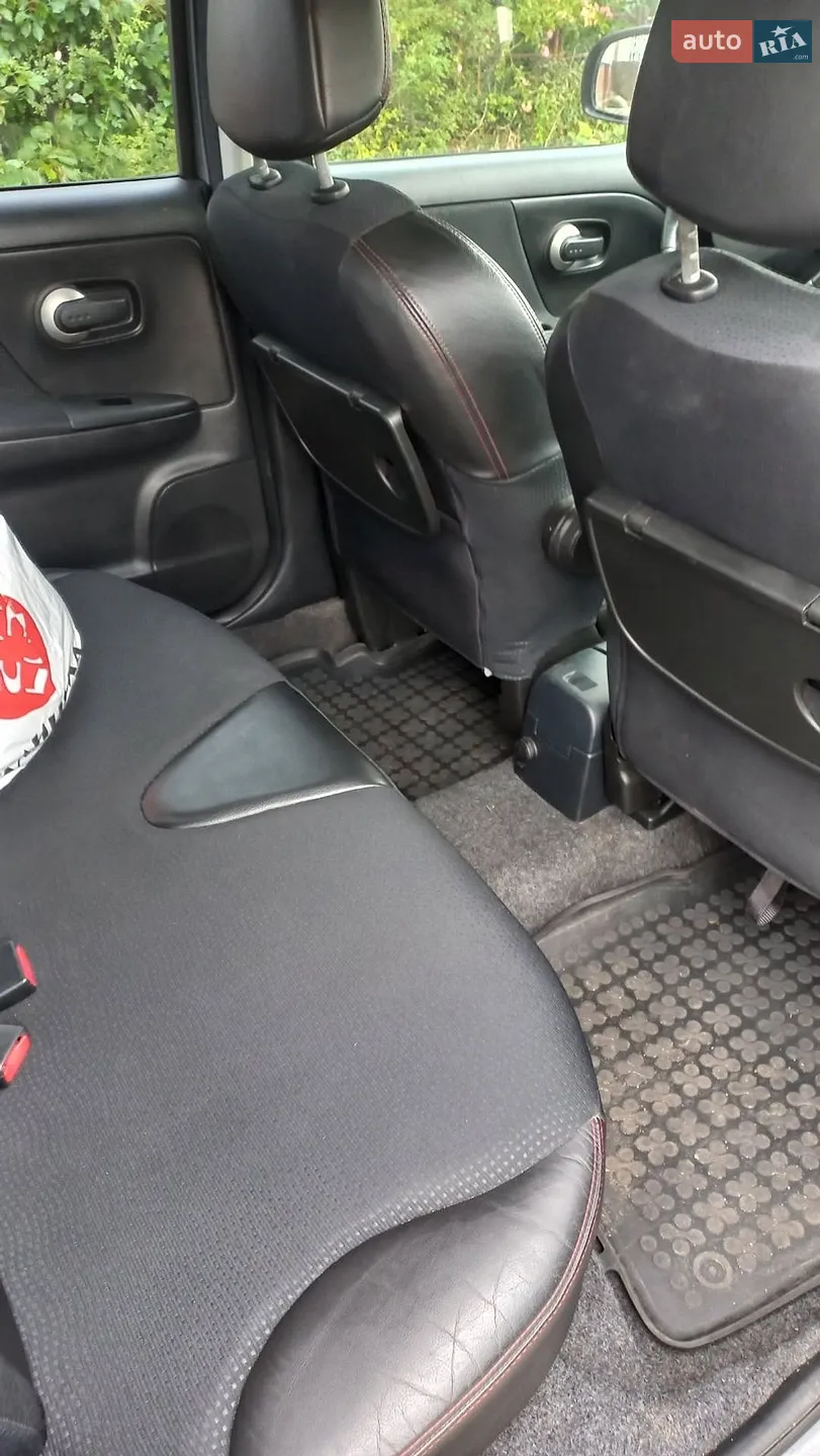 2011 Nissan Note - мініатюра 5